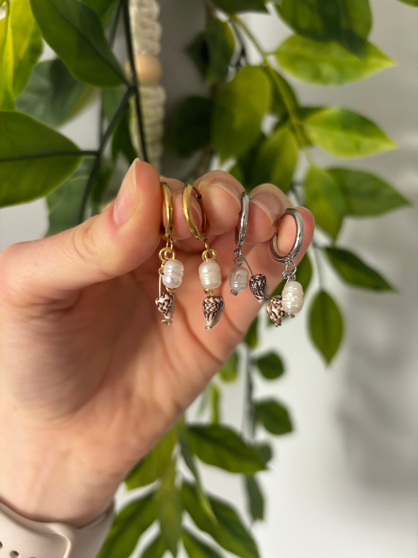 Dangle Shell & Pearl Earrings